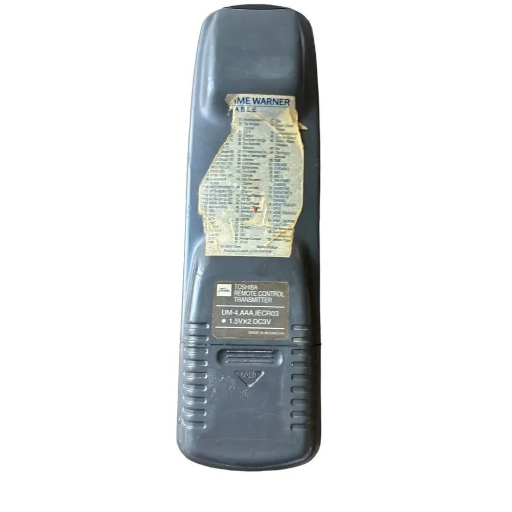 Toshiba VC-677 VCR Plus Remote Control Transmitter UM-4AAA 1.5V DC3V Grey